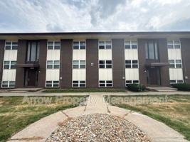 featured image of 1115 N College Dr #4