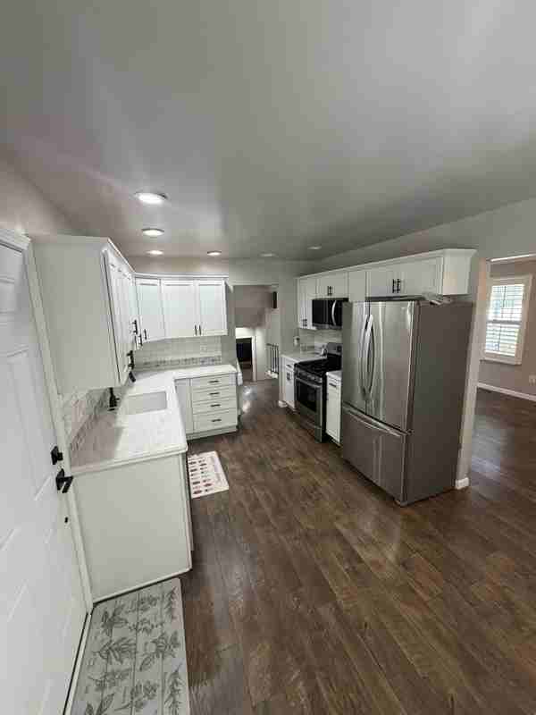 1709 Copeland Cir - Photo 4 of 9