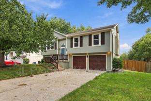 125 Se Topaz Dr - Photo 1 of 1