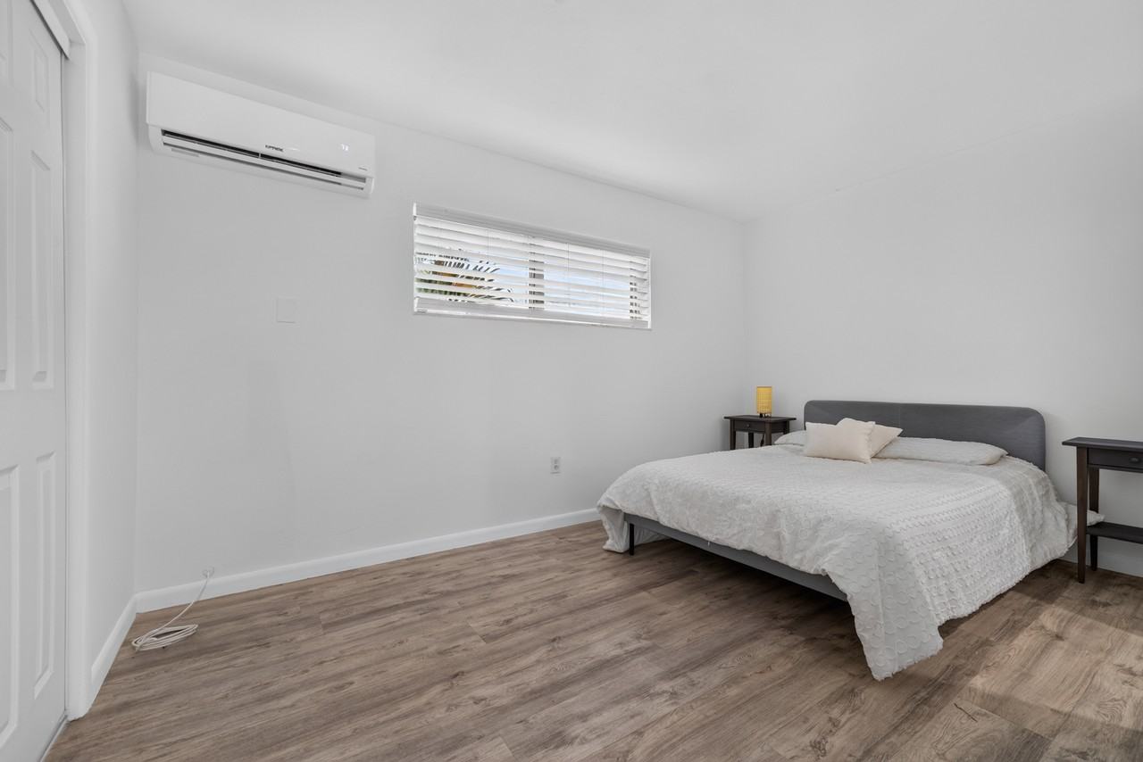 7 Salamanca Ave. - Photo 6 of 12