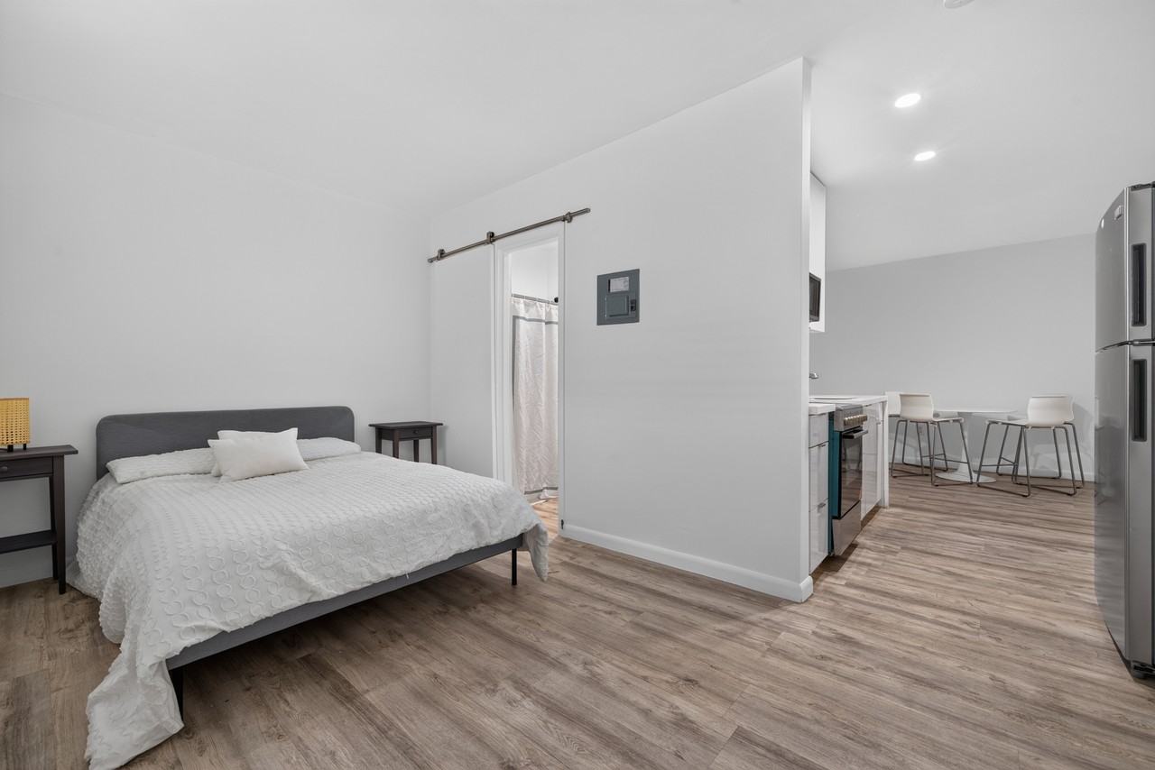 7 Salamanca Ave. - Photo 7 of 12