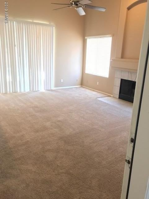 724 N Yucca St - Photo 7 of 24