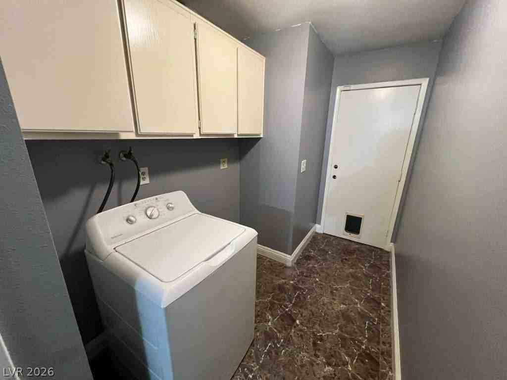 913 Shadow Mountain Pl - Photo 4 of 36