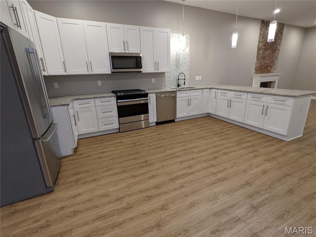 2206 Blendon Pl - Photo 3 of 24
