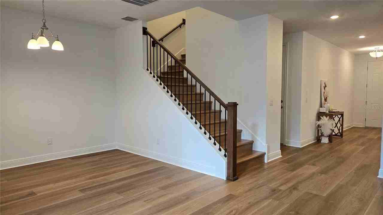 2268 Broadbrook Dr - Photo 5 of 43