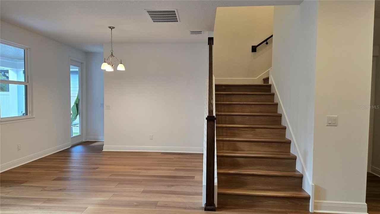 2268 Broadbrook Dr - Photo 6 of 43