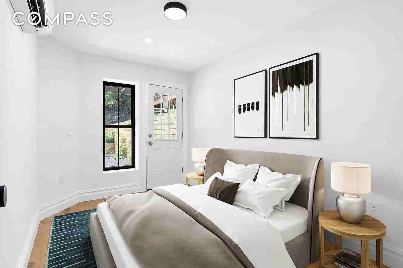 554 Putnam Ave #1 - Photo 5 of 7
