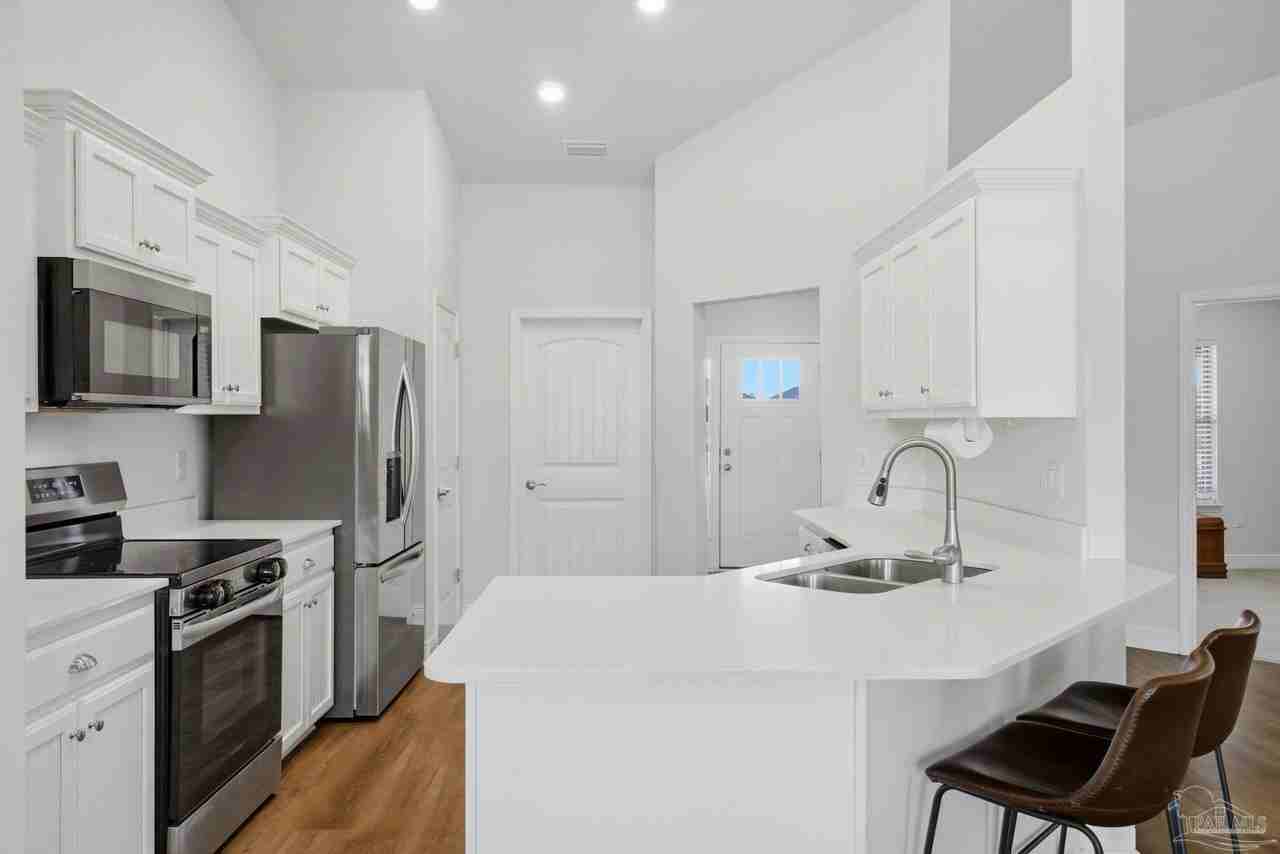 6499 Benelli Dr - Photo 5 of 16
