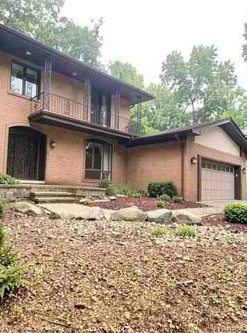 5064 Far Ravine Ct - Photo 2 of 32