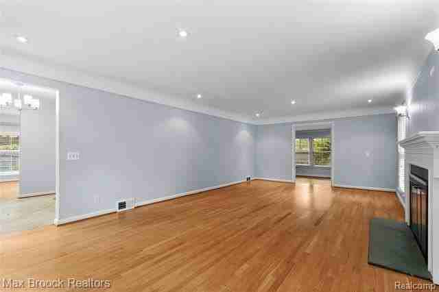 600 Westwood Dr - Photo 5 of 41