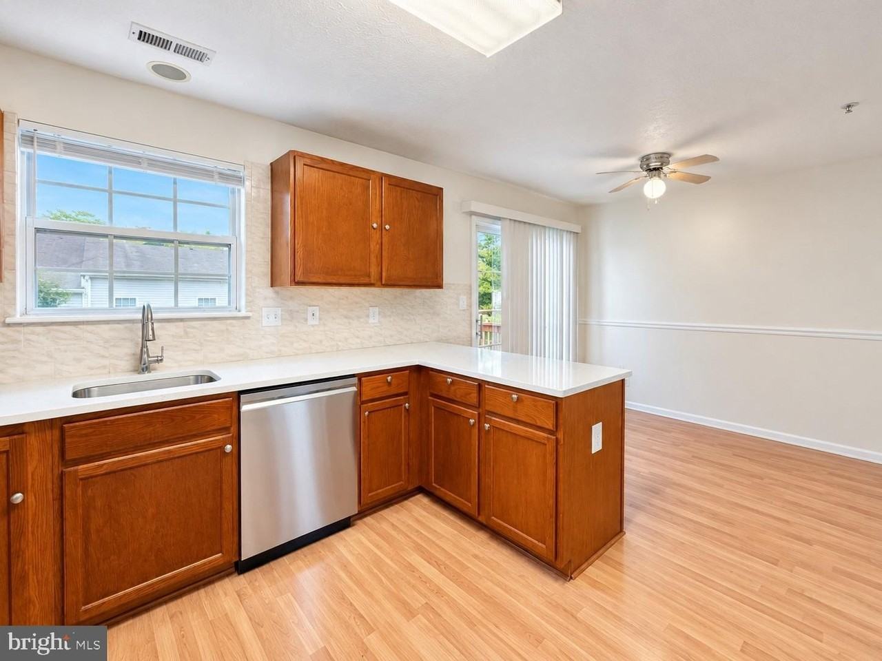3335 Hollow Ct - Photo 7 of 15