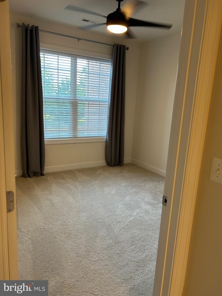 10530 Resort Rd #101 - Photo 6 of 13