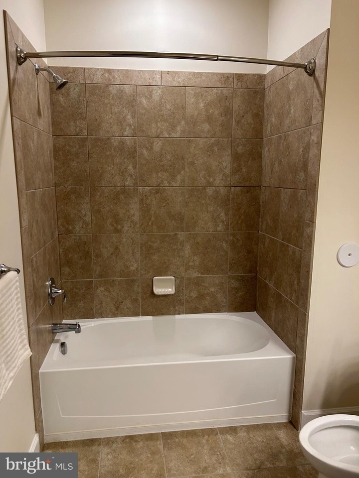 10530 Resort Rd #101 - Photo 7 of 13