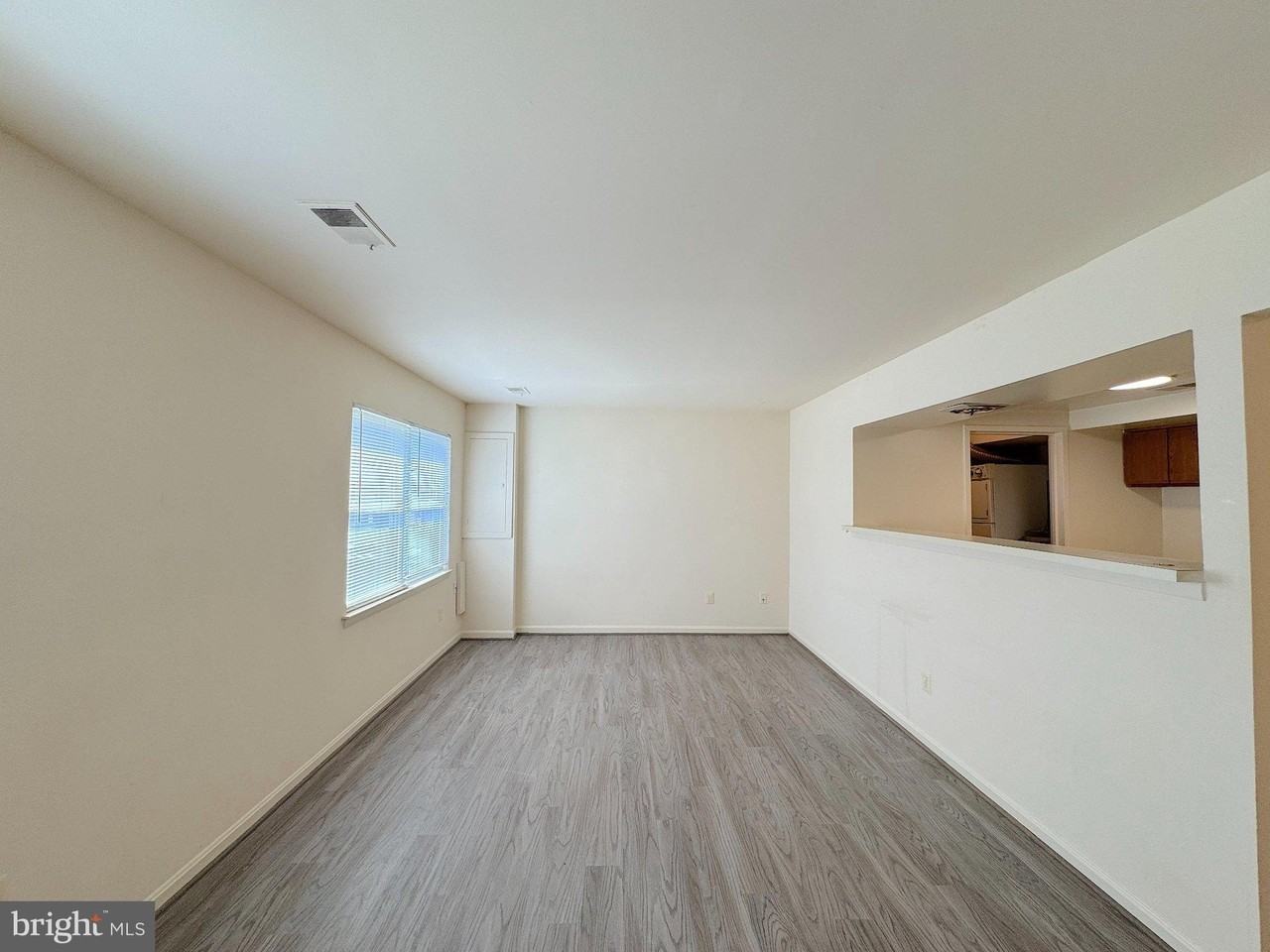 8632 Walutes Cir #B - Photo 3 of 17