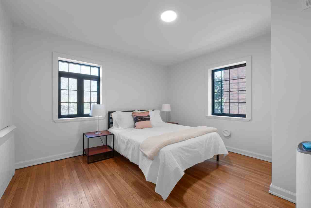 451 E Town St #215 - Photo 3 of 29