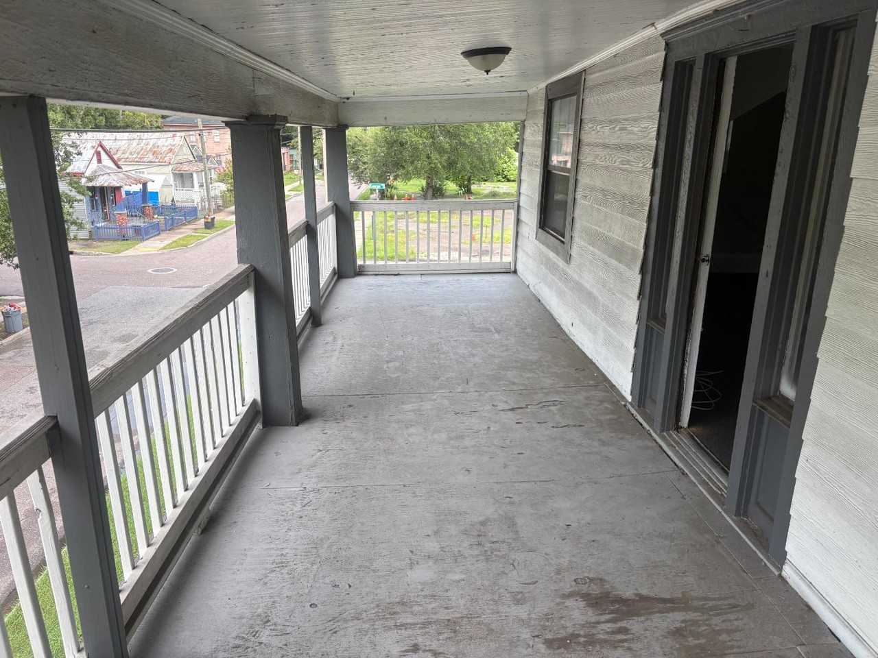 1129 Grothe St - Photo 7 of 20