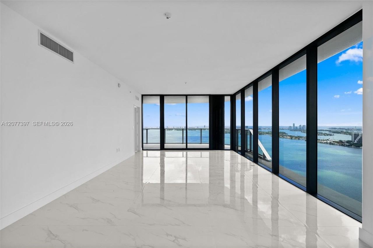 NE 24th St & Biscayne Blvd - Photo 3 of 31