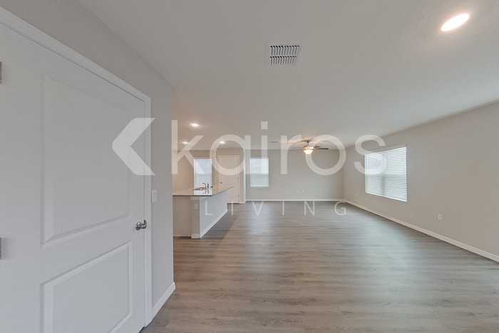 8579 Sw 44th Ct - Photo 6 of 39