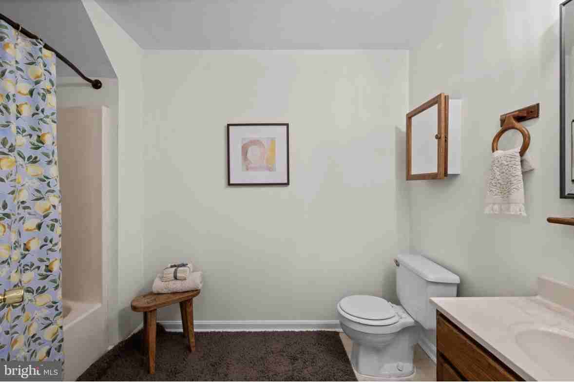 4775 Leyden Way - Photo 7 of 20
