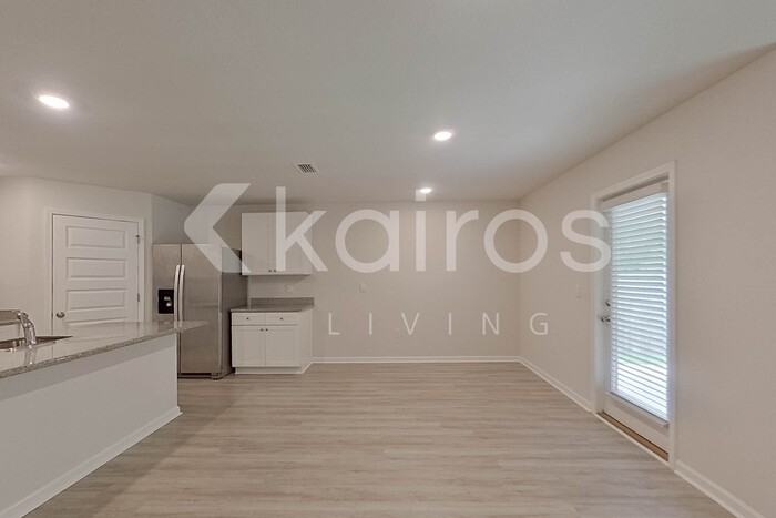 4702 Malay Cir - Photo 6 of 29