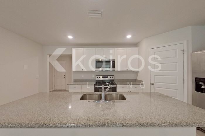 4702 Malay Cir - Photo 7 of 29