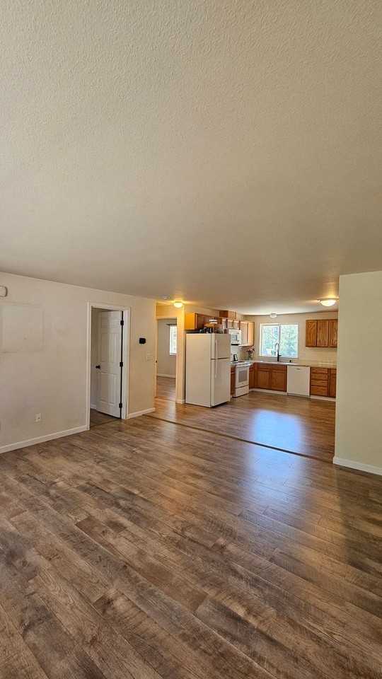 13806 107th Avenue Ct E - Photo 3 of 29