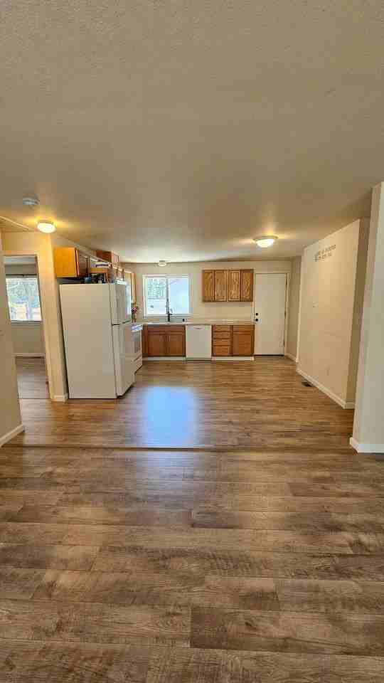 13806 107th Avenue Ct E - Photo 4 of 29