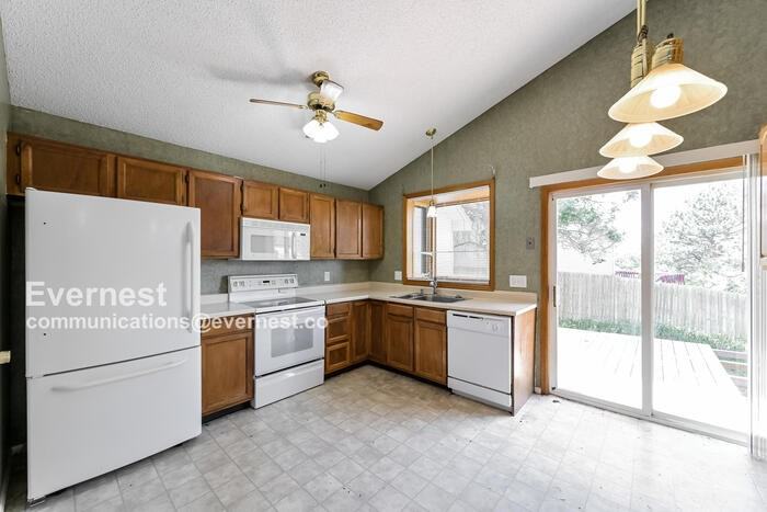 3904 S Espana St - Photo 2 of 21
