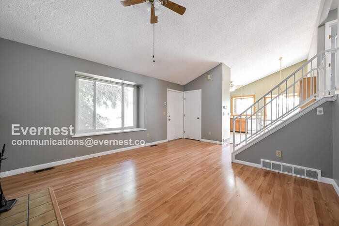 3904 S Espana St - Photo 5 of 21