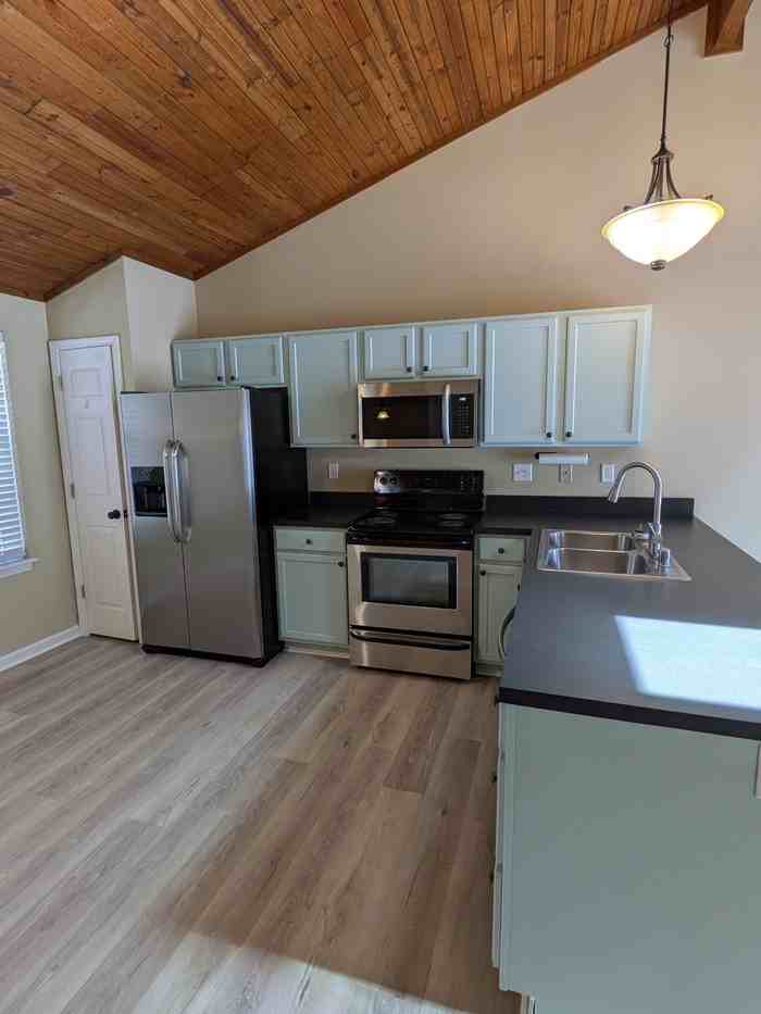 2552 Knightsbridge Ln #1 - Photo 6 of 19