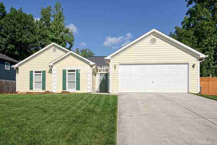 130 Park Meadows Dr - Photo 2 of 25