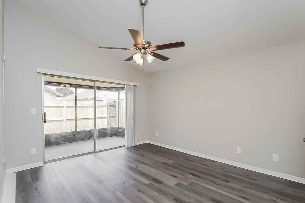 5312 Southwick Dr - Photo 6 of 16
