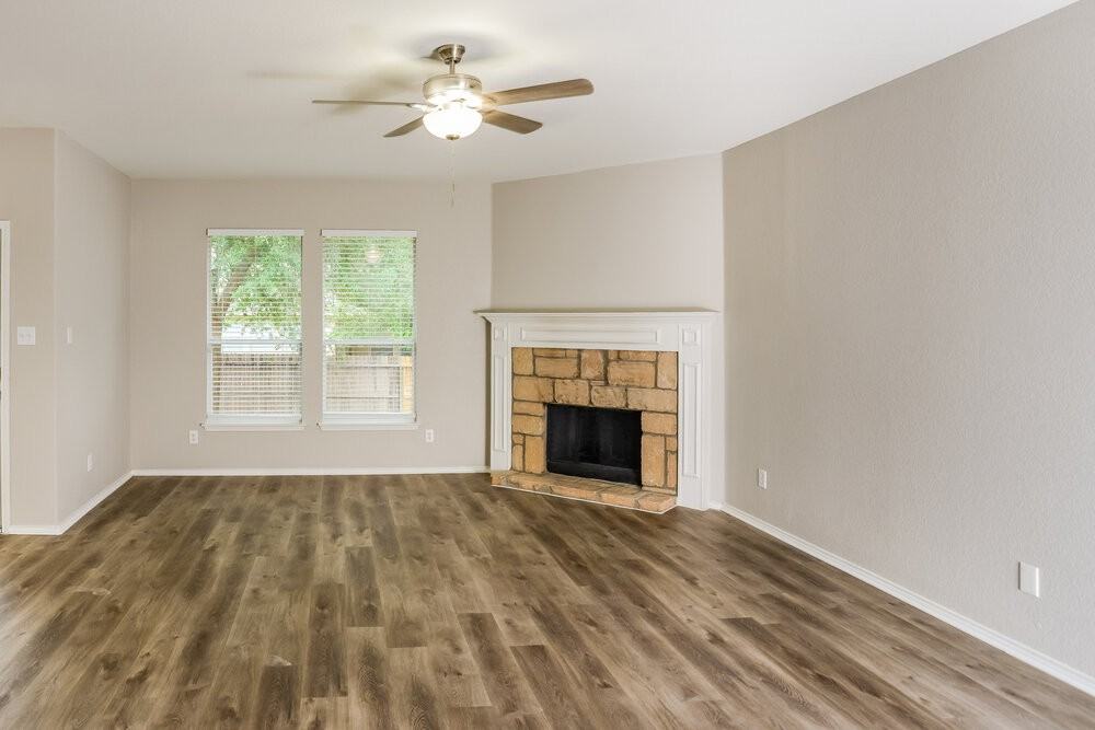 7602 Mission Ledge - Photo 3 of 16