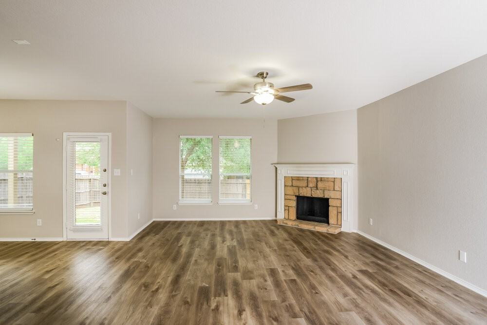 7602 Mission Ledge - Photo 4 of 16