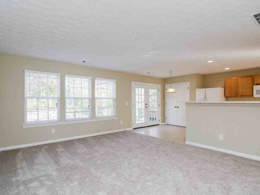 341 Meadows Ln - Photo 4 of 14