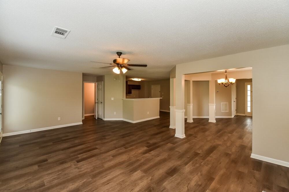4012 Shaded Oasis Ln - Photo 3 of 15