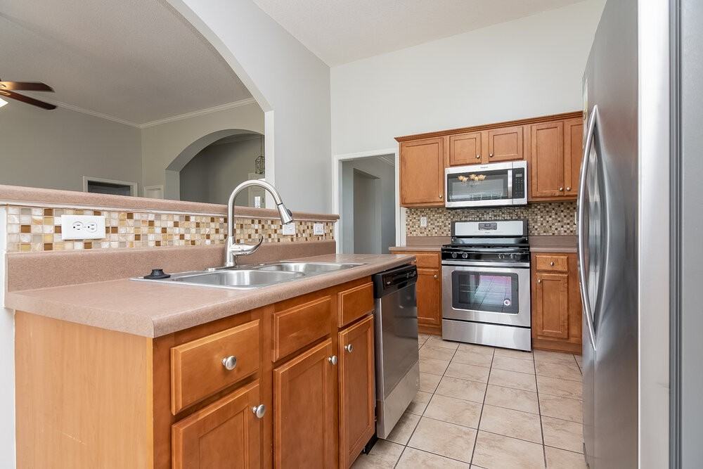 5186 Zachery Run - Photo 5 of 15