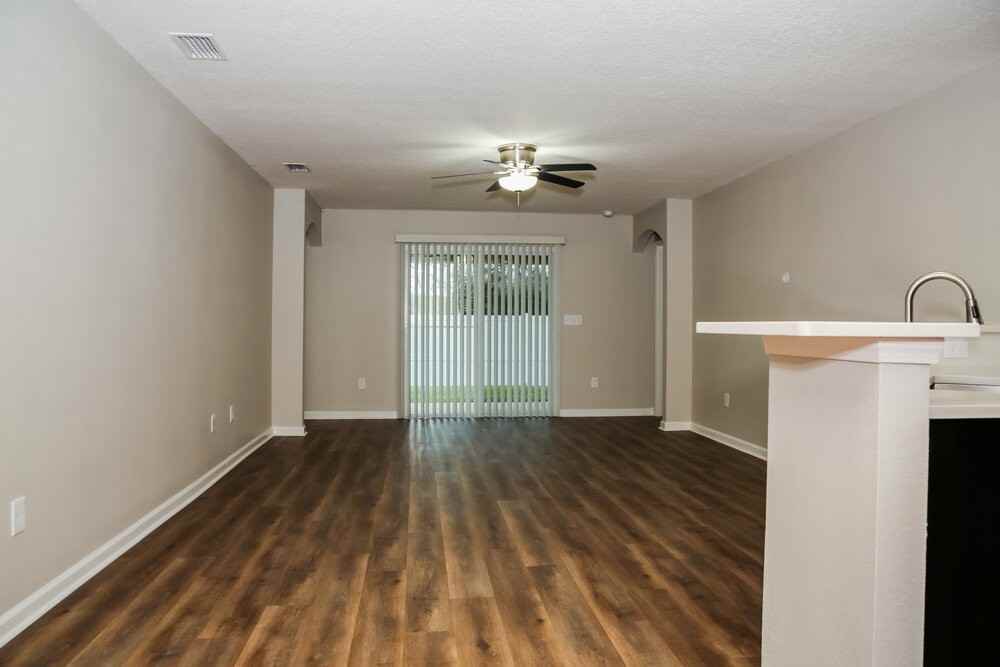 77837 Lumber Creek Blvd - Photo 3 of 16
