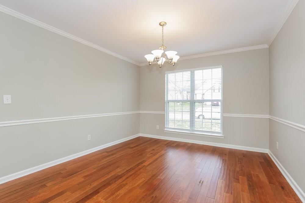 806 Bristol Dr - Photo 6 of 17