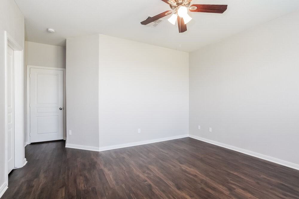 6627 Dayridge Ln - Photo 7 of 16