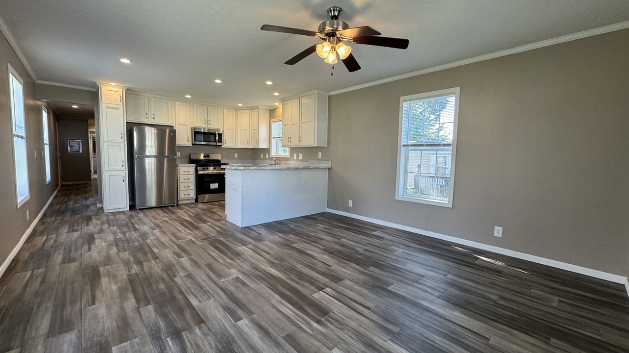 310 22nd St Nw #389 - Photo 4 of 27