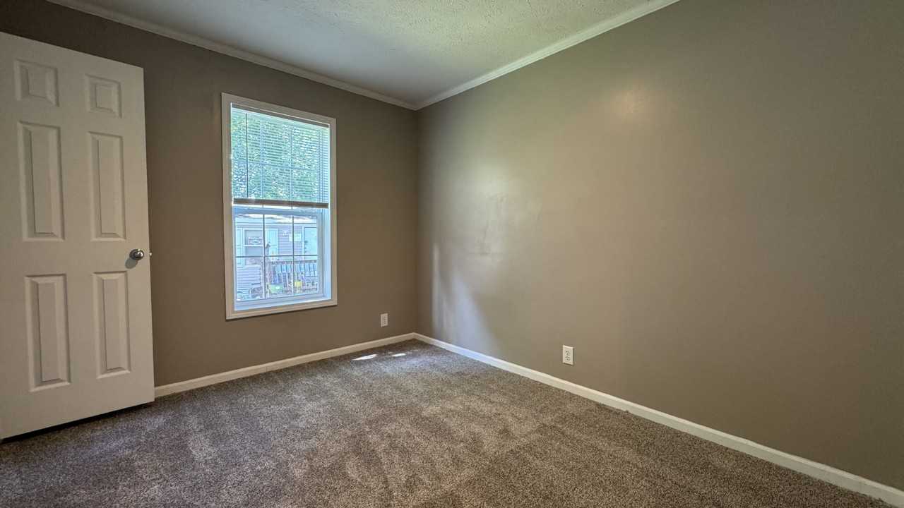 310 22nd St Nw #389 - Photo 7 of 27