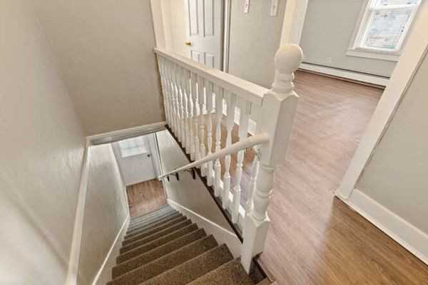 99 Riverlin St - Photo 4 of 16