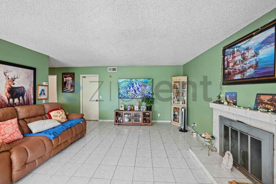 1977 El Cajon Cir - Photo 7 of 34
