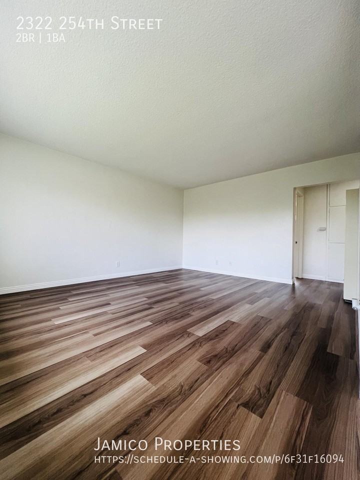 2322 254th St - Photo 2 of 9