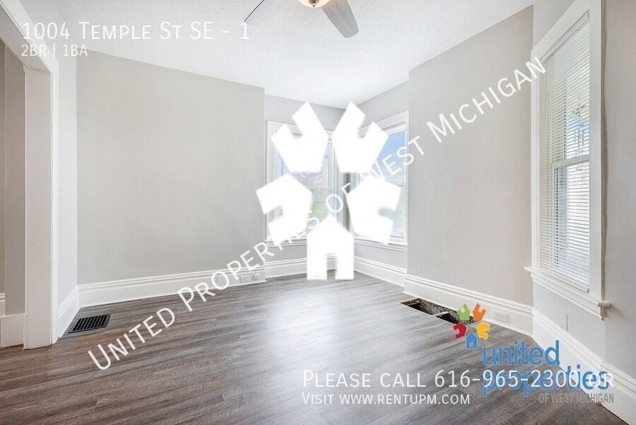 1004 Temple St Se #1 - Photo 6 of 23
