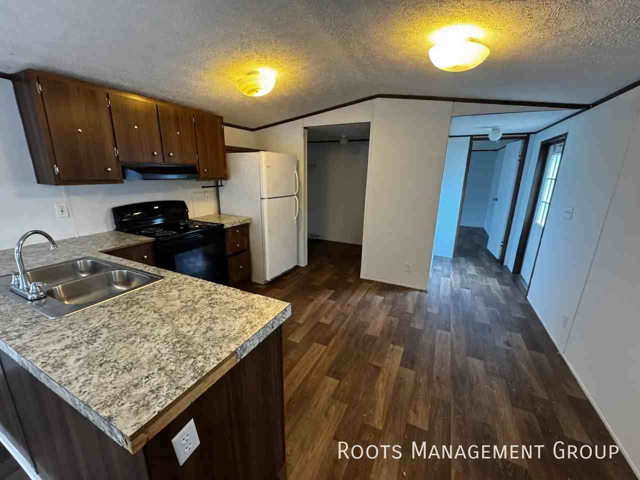 119 Sue St #119S - Photo 4 of 22