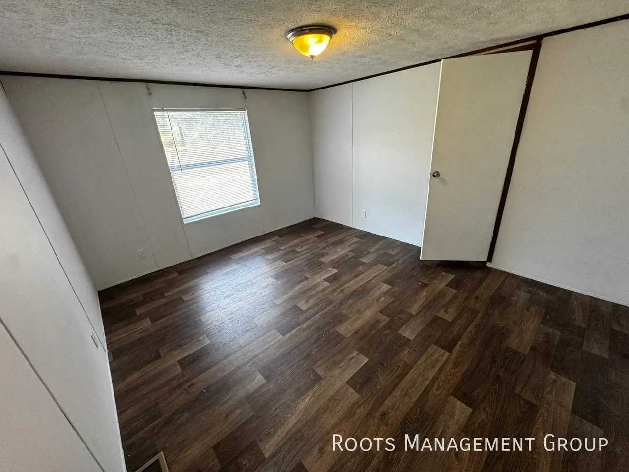 119 Sue St #119S - Photo 5 of 22