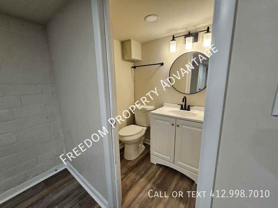 462 Mckinley Ave - Photo 3 of 50
