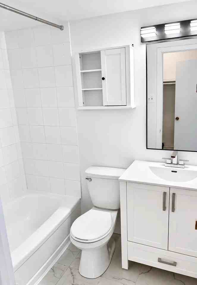 6575 Chemin Kildare - Photo 3 of 9